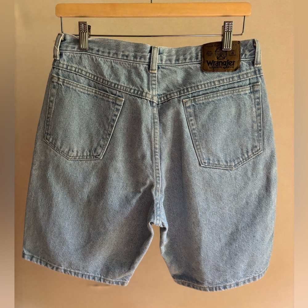 1990s Light Wash Wrangler Jorts | 29" waist